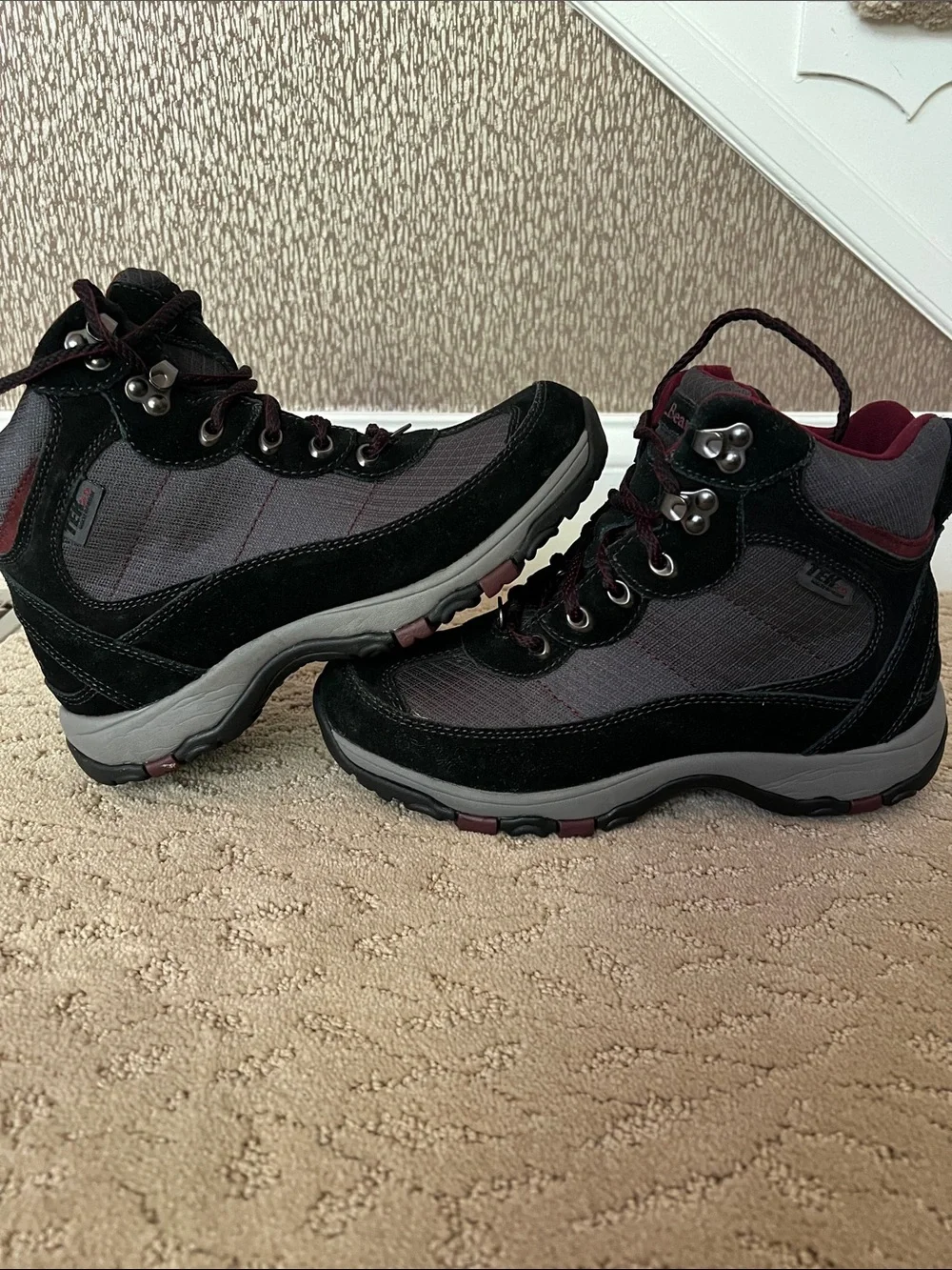 LL Bean Black TEK 2.5 Primaloft Insulated Waterproof Hiking Trail Boots